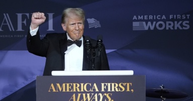 Những nhà đầu tư thấp thỏm khi đổ tiền vào Truth Social của ông Trump Những nhà đầu tư thấp thỏm khi đổ tiền vào Truth Social của ông Trump