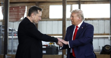 Cách Elon Musk tiếp cận ông Trump 'như hình với bóng' Cách Elon Musk tiếp cận ông Trump 'như hình với bóng'