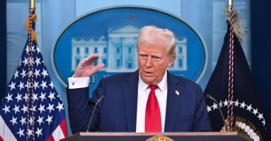 Ông Trump ký lệnh áp thuế với Canada, Mexico và Trung Quốc Ông Trump ký lệnh áp thuế với Canada, Mexico và Trung Quốc