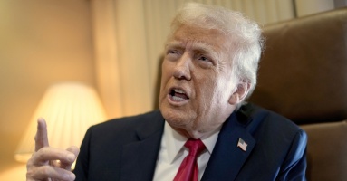 Tổng thống Trump nêu lý do rút giấy phép an ninh của ông Biden Tổng thống Trump nêu lý do rút giấy phép an ninh của ông Biden
