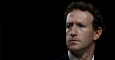 Mark Zuckerberg bị cả nước Mỹ ghét: Phẫn nộ bủa vây, cố trở thành phiên bản tốt nhất nhưng vô ích Mark Zuckerberg bị cả nước Mỹ ghét: Phẫn nộ bủa vây, cố trở thành phiên bản tốt nhất nhưng vô ích