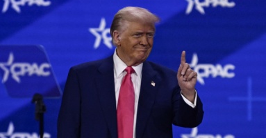 Ông Trump: Tôi muốn lấy lại tiền từ Ukraine Ông Trump: Tôi muốn lấy lại tiền từ Ukraine