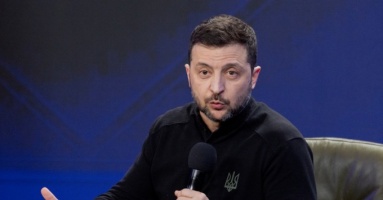 Ông Zelensky chỉ trích Mỹ ép dân Ukraine '10 đời gánh nợ' Ông Zelensky chỉ trích Mỹ ép dân Ukraine '10 đời gánh nợ'