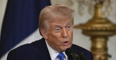 Hoài nghi về kế hoạch thẻ vàng nhập cư 5 triệu USD của ông Trump Hoài nghi về kế hoạch thẻ vàng nhập cư 5 triệu USD của ông Trump