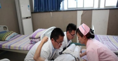 Đột quỵ đang tăng ở người trẻ: 4 dấu hiệu khi ngủ báo trước đột quỵ, cần đi viện chứ đừng cố ngủ tiếp Đột quỵ đang tăng ở người trẻ: 4 dấu hiệu khi ngủ báo trước đột quỵ, cần đi viện chứ đừng cố ngủ tiếp