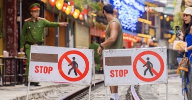 Nỗi khó chịu khi gặp người 'cuồng' chụp ảnh Nỗi khó chịu khi gặp người 'cuồng' chụp ảnh