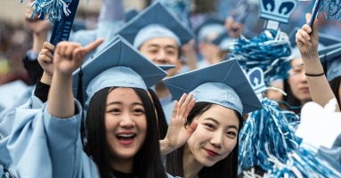 Sinh viên Trung Quốc ngần ngại theo đuổi 'giấc mơ Mỹ'