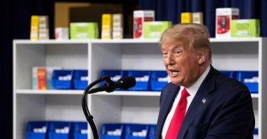 Ông Trump ký sắc lệnh giúp giảm giá thuốc tại Mỹ đến 90% Ông Trump ký sắc lệnh giúp giảm giá thuốc tại Mỹ đến 90%