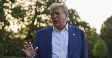 Ông Trump nổi giận, cáo buộc Israel và Iran vi phạm lệnh ngừng bắn Ông Trump nổi giận, cáo buộc Israel và Iran vi phạm lệnh ngừng bắn