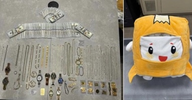 Tên cướp bị tóm vì chiếc đồng hồ Rolex trên cổ tay con trai Tên cướp bị tóm vì chiếc đồng hồ Rolex trên cổ tay con trai