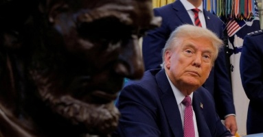 Ông Trump ký sắc lệnh miễn thuế cho một số hàng hóa Ông Trump ký sắc lệnh miễn thuế cho một số hàng hóa