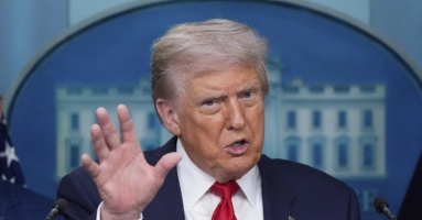 Chính quyền Trump truy quét người nhập cư trái phép ở Chicago Chính quyền Trump truy quét người nhập cư trái phép ở Chicago