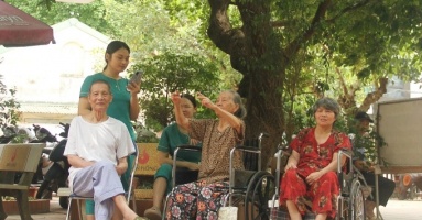 'Góc khuất' viện dưỡng lão