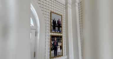 Ảnh chụp chung của ông Trump, ông Putin được treo ở Nhà Trắng