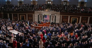 Ông Trump ca ngợi nước Mỹ, chỉ trích đối thủ trong Thông điệp Liên bang Ông Trump ca ngợi nước Mỹ, chỉ trích đối thủ trong Thông điệp Liên bang