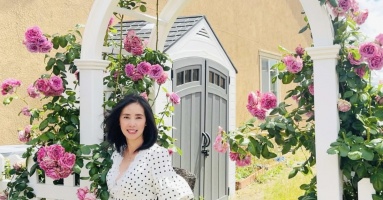 Ngôi nhà bốn mùa hoa của người phụ nữ Việt ở Mỹ Ngôi nhà bốn mùa hoa của người phụ nữ Việt ở Mỹ